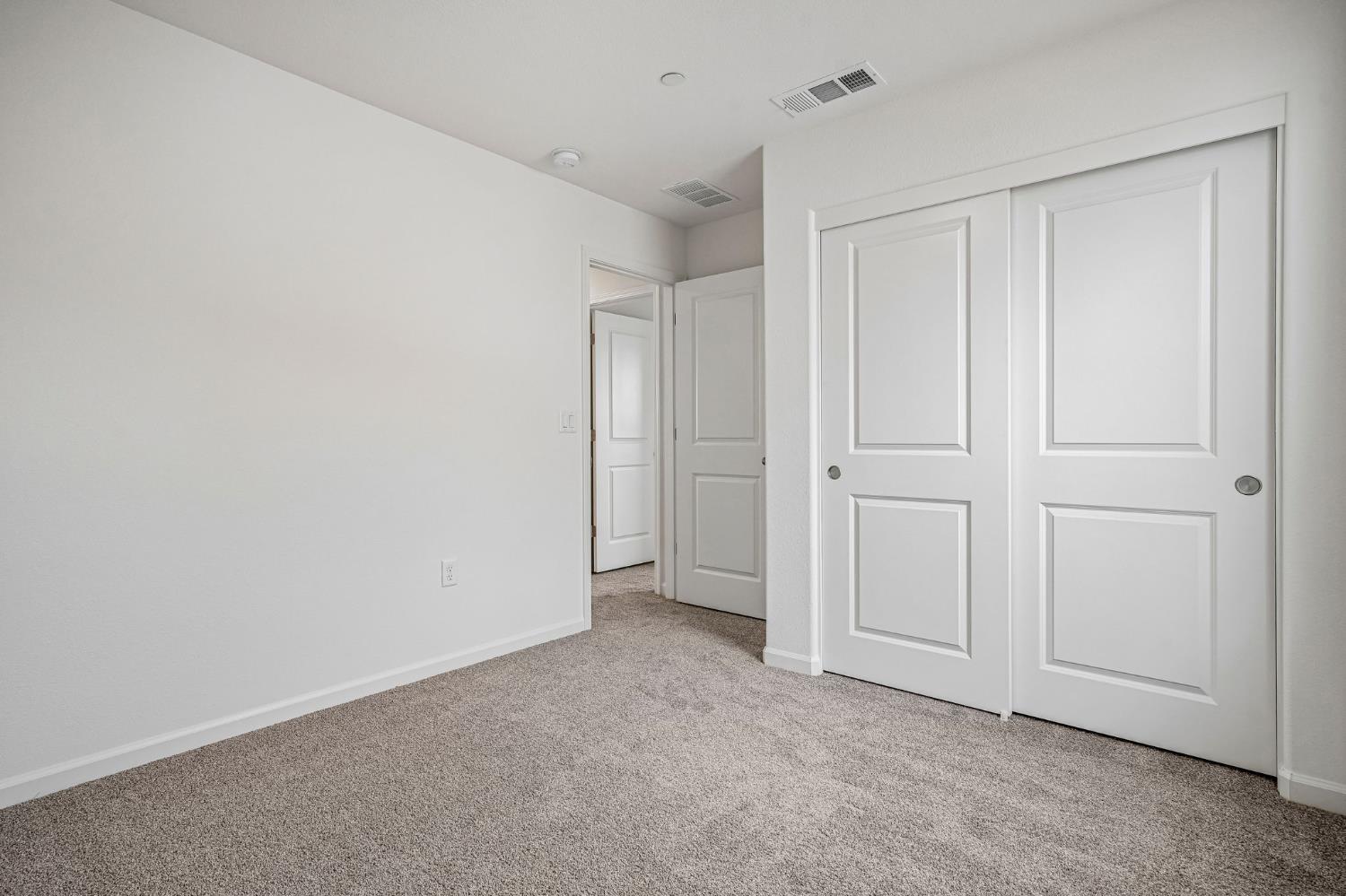 5412 Harmony Cir, Riverbank, CA 95367