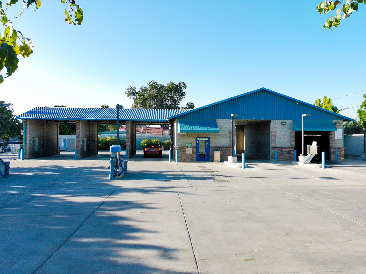 1220 Houston Ave, Visalia, CA 93291