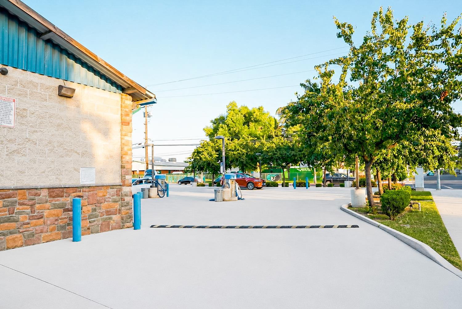 1220 Houston Ave, Visalia, CA 93291