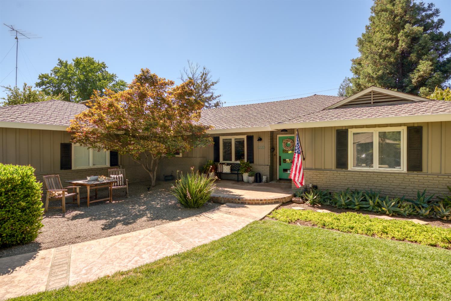 1220 Highland, Modesto, CA 95354