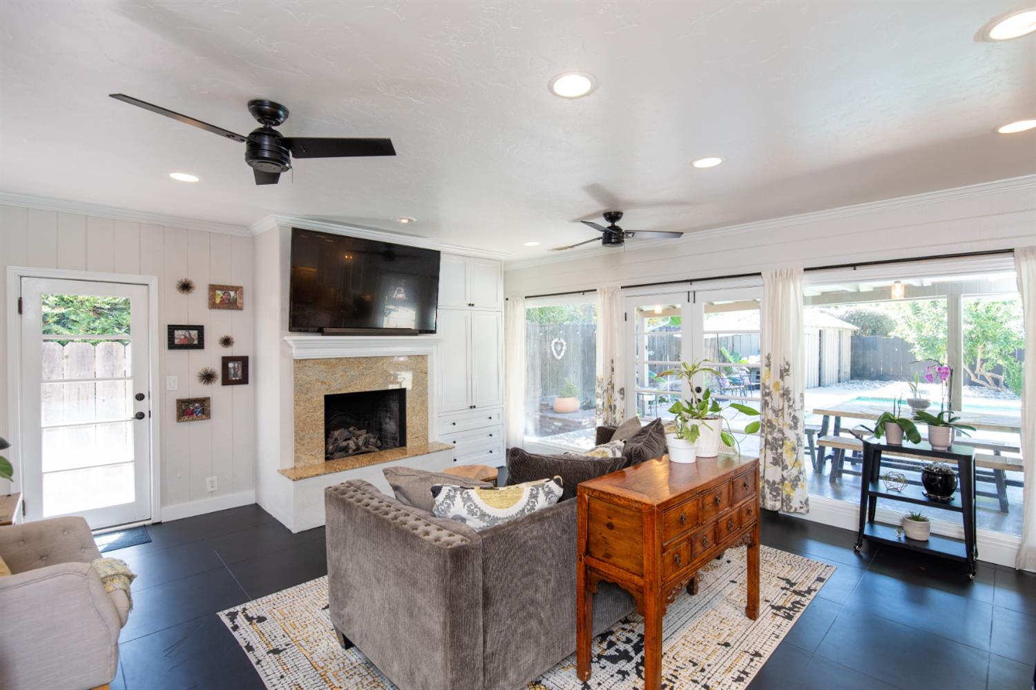 1220 Highland, Modesto, CA 95354