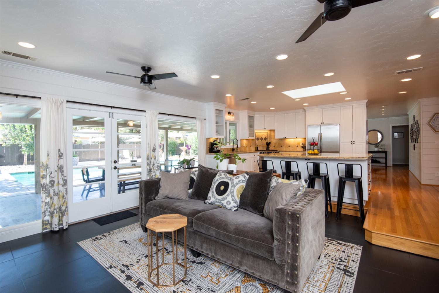 1220 Highland, Modesto, CA 95354