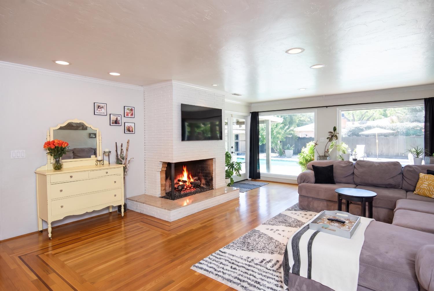 1220 Highland, Modesto, CA 95354