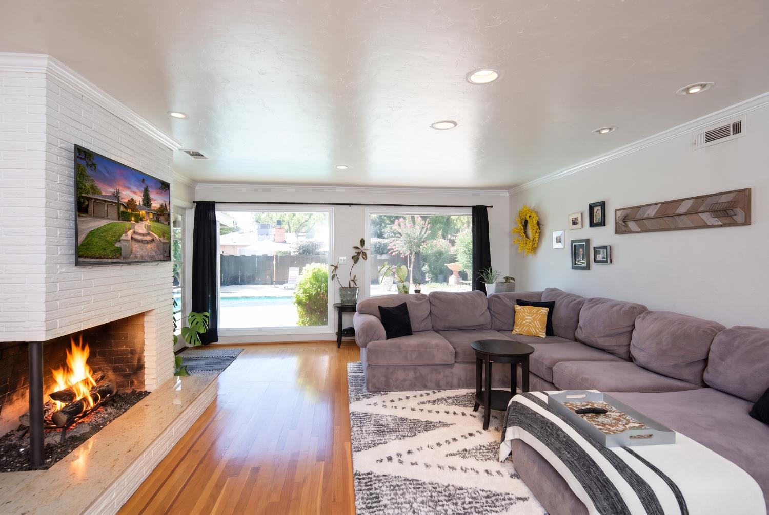 1220 Highland, Modesto, CA 95354