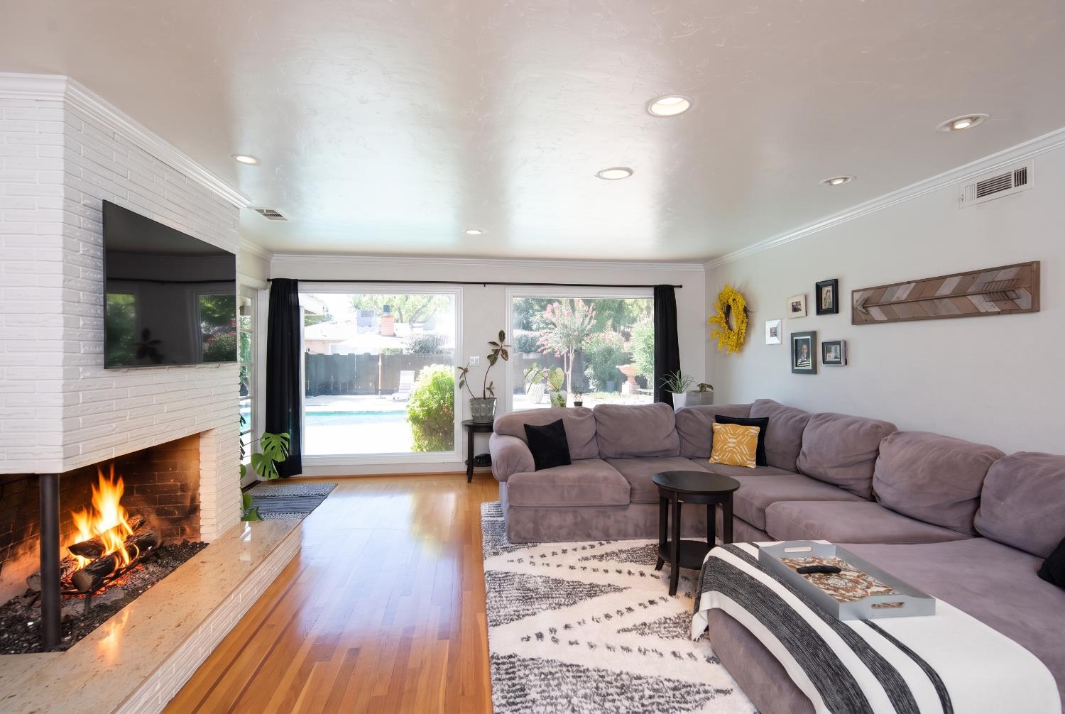 1220 Highland, Modesto, CA 95354