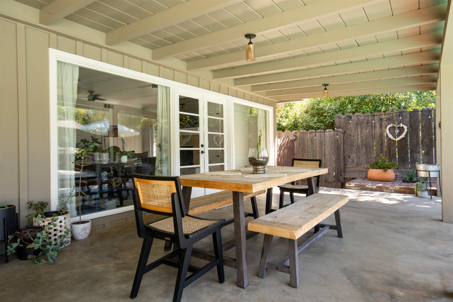1220 Highland, Modesto, CA 95354