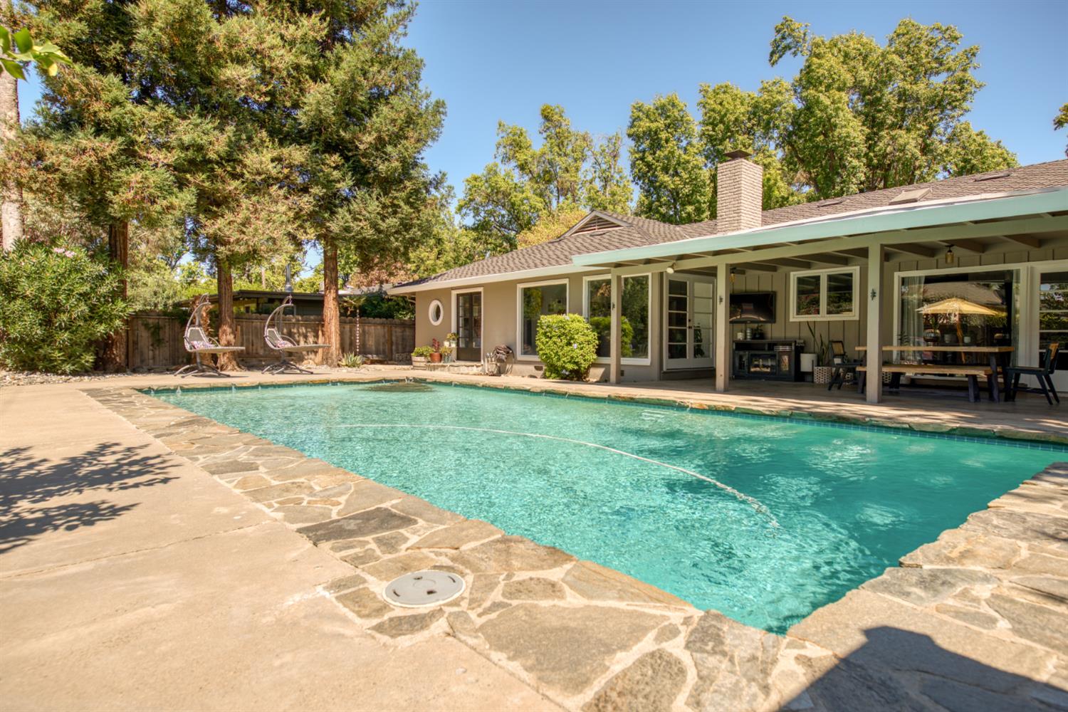 1220 Highland, Modesto, CA 95354