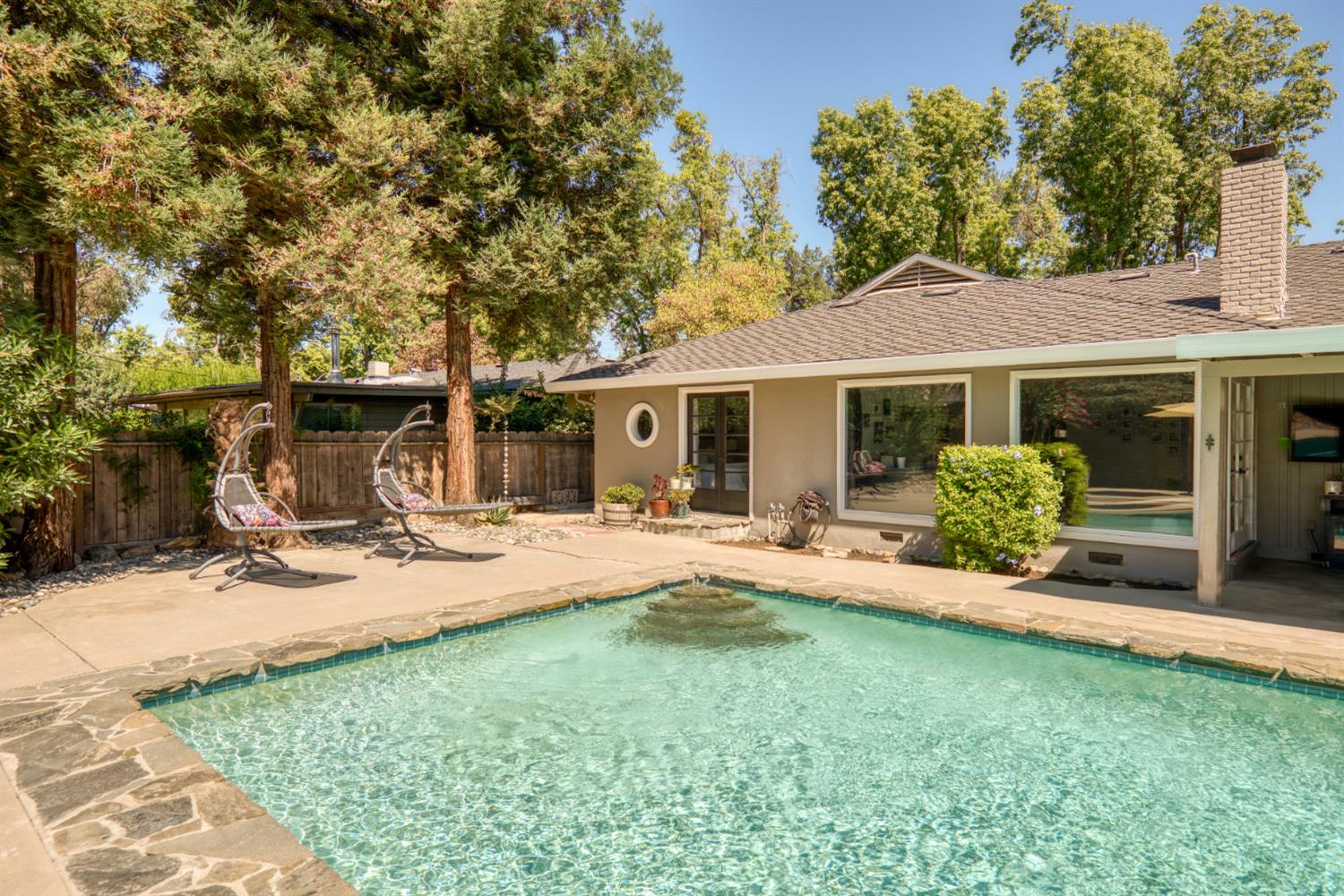 1220 Highland, Modesto, CA 95354
