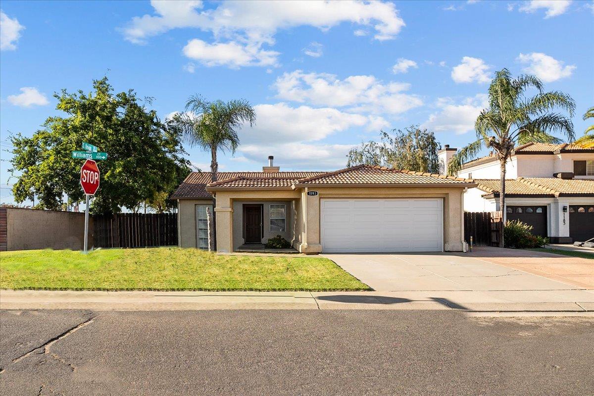 1193 Williams Ct, Manteca, CA 95337