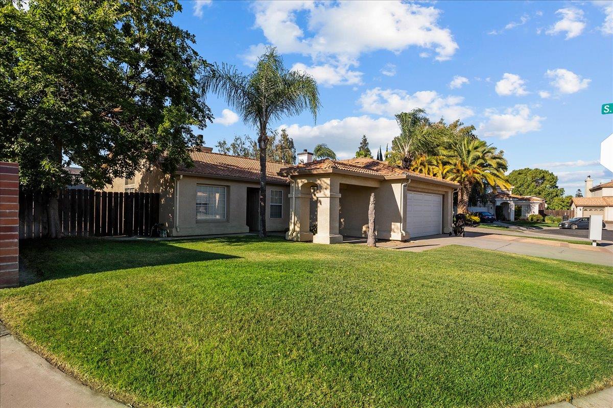 1193 Williams Ct, Manteca, CA 95337