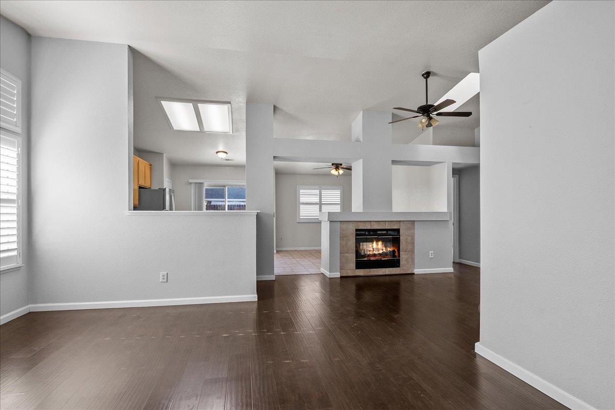 1193 Williams Ct, Manteca, CA 95337