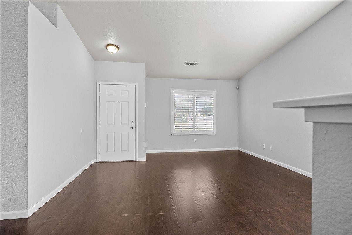 1193 Williams Ct, Manteca, CA 95337