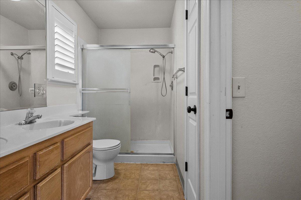 1193 Williams Ct, Manteca, CA 95337