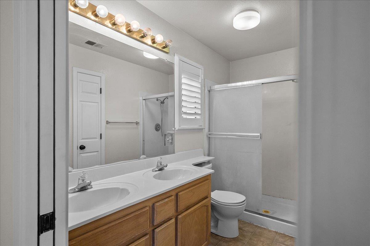 1193 Williams Ct, Manteca, CA 95337