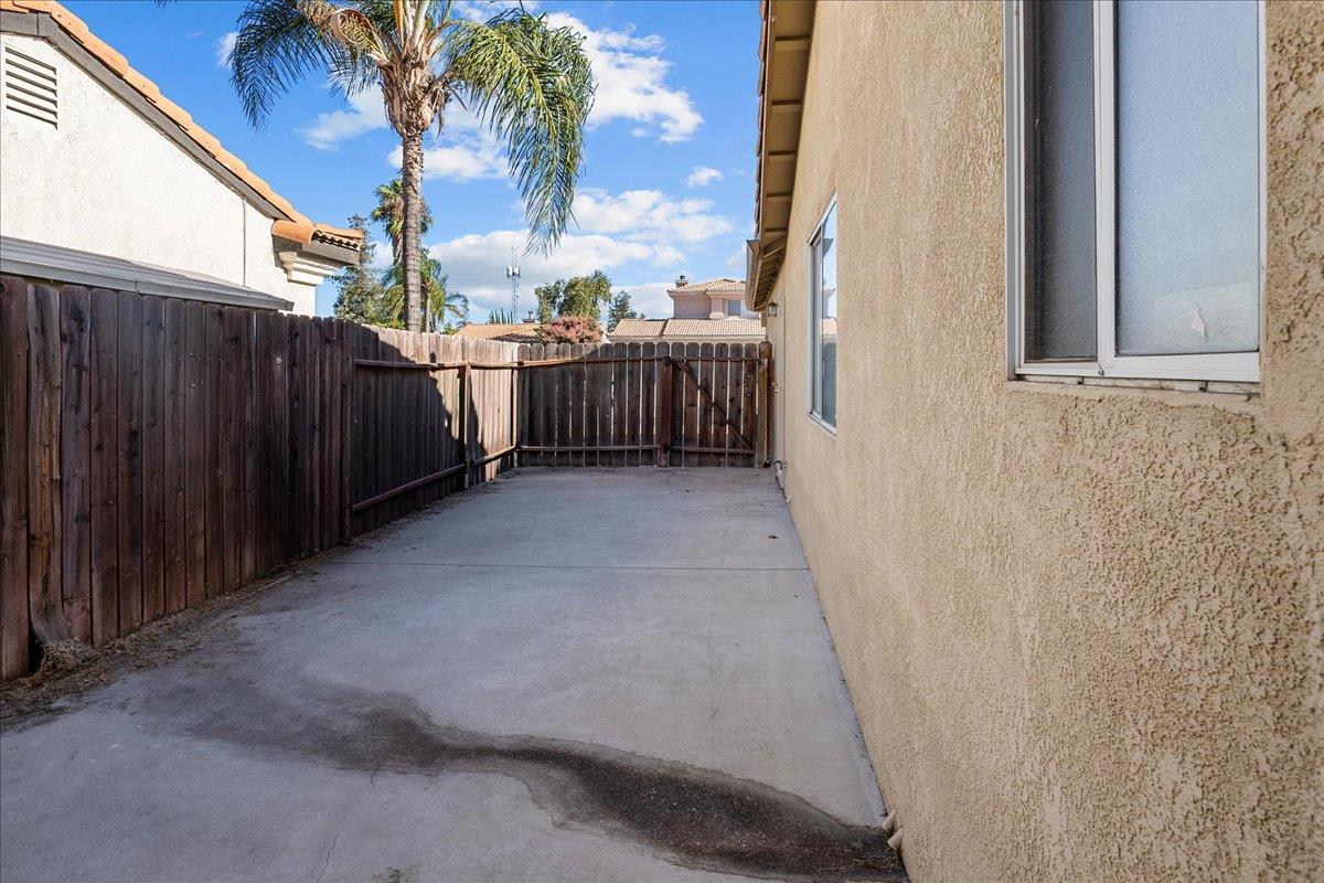 1193 Williams Ct, Manteca, CA 95337