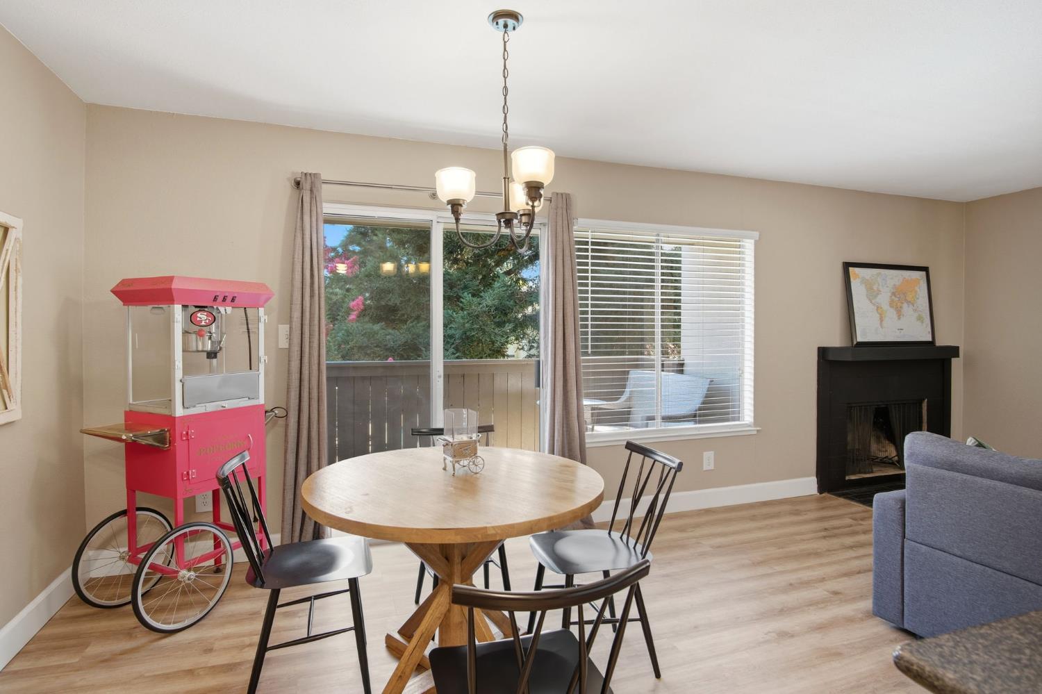 3700 Tully Rd #48, Modesto, CA 95356