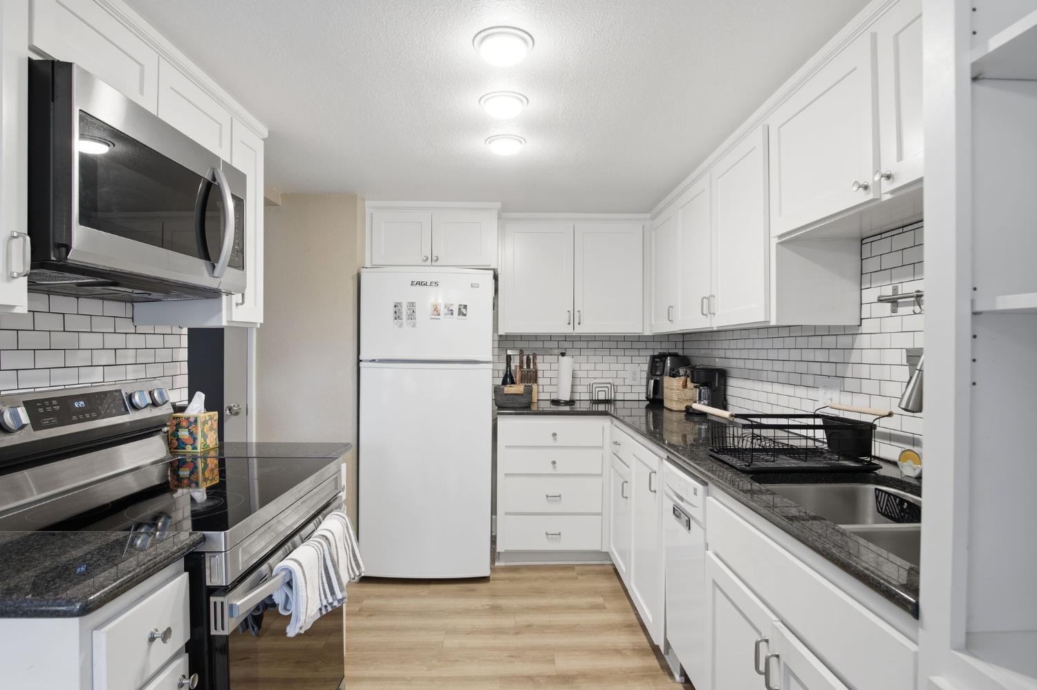 3700 Tully Rd #48, Modesto, CA 95356
