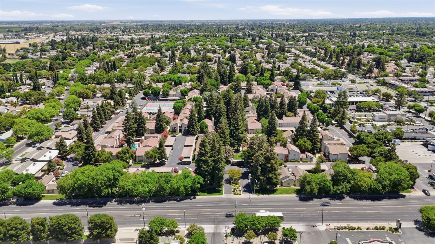 3700 Tully Rd #48, Modesto, CA 95356