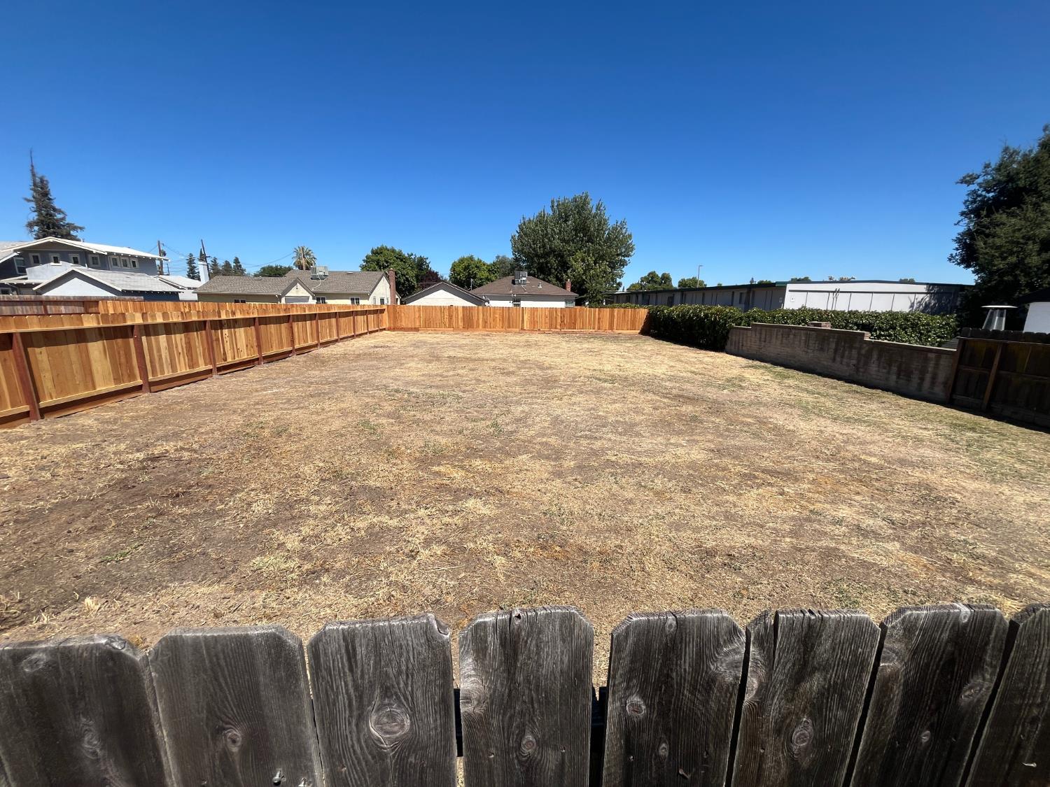 1520 Sunrise Ave., Modesto, CA 95350