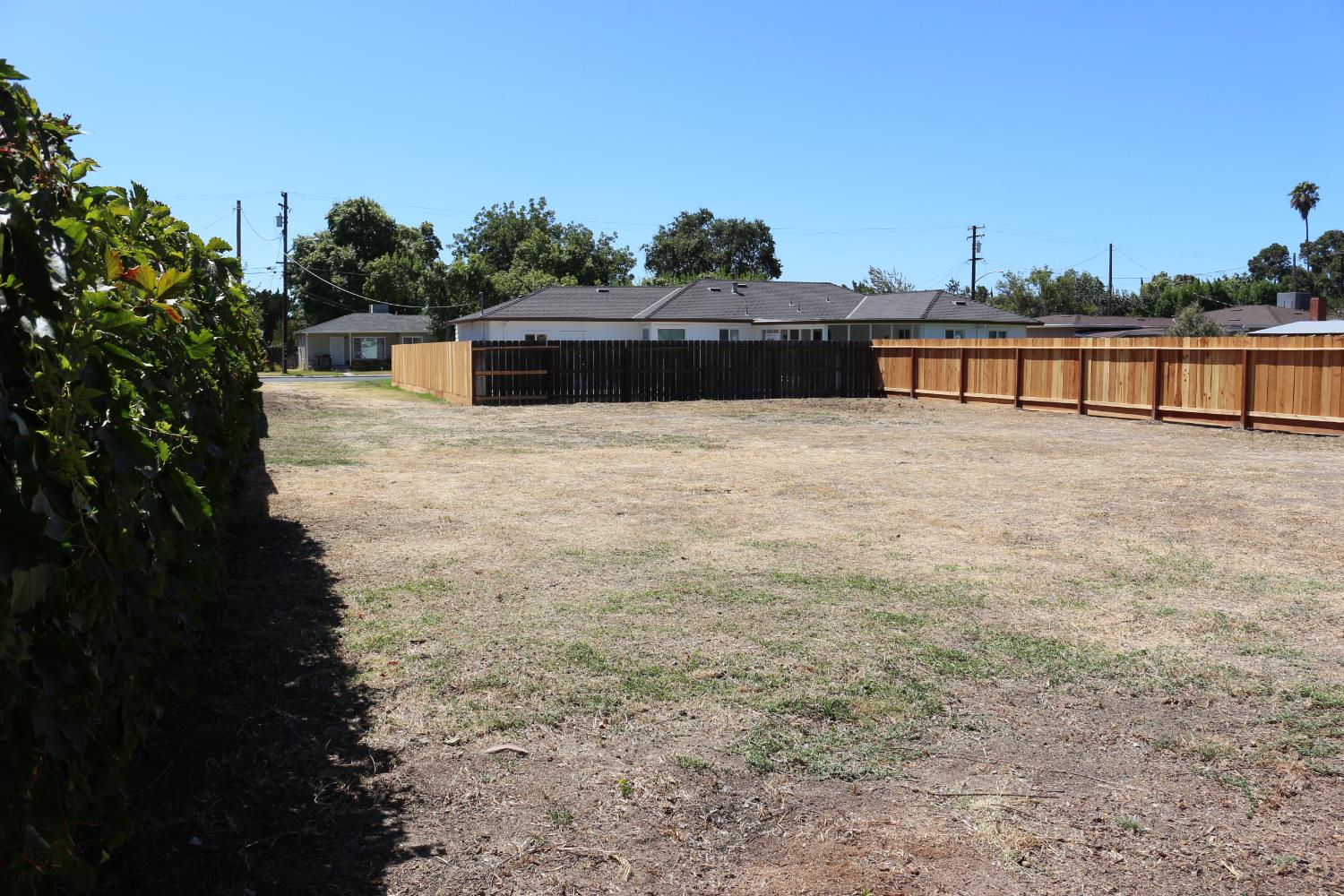 1520 Sunrise Ave., Modesto, CA 95350