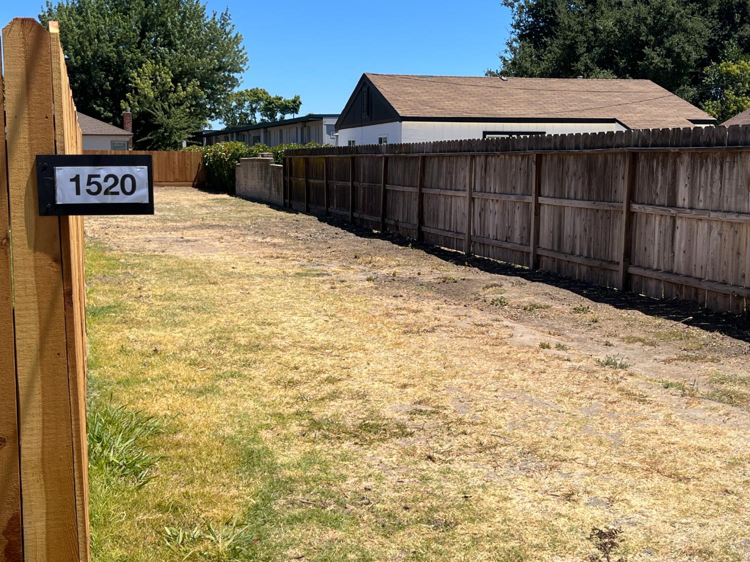 1520 Sunrise Ave., Modesto, CA 95350