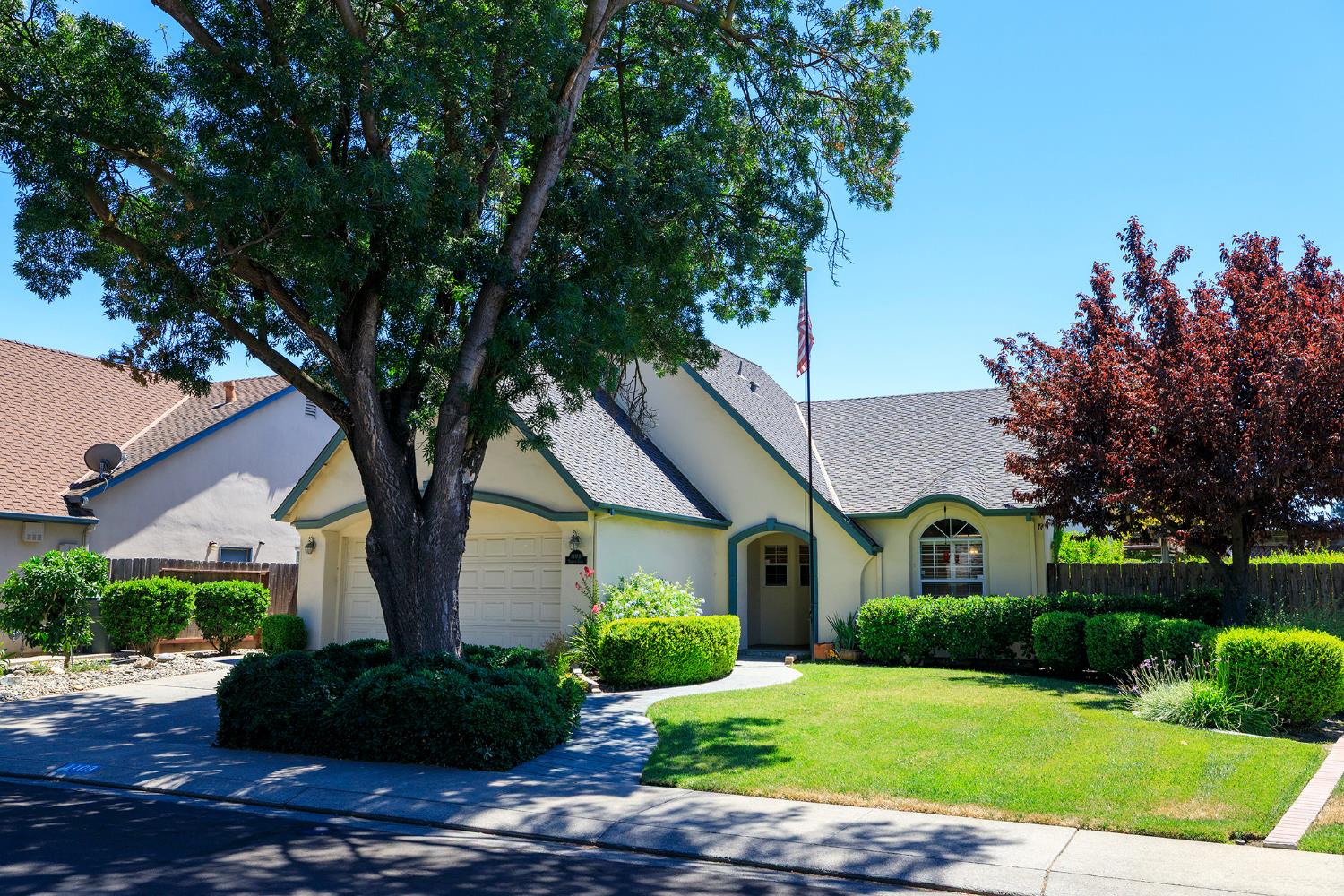 1108 Valencia Ct, Modesto, CA 95350