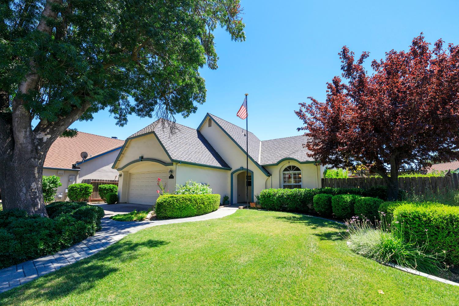 1108 Valencia Ct, Modesto, CA 95350
