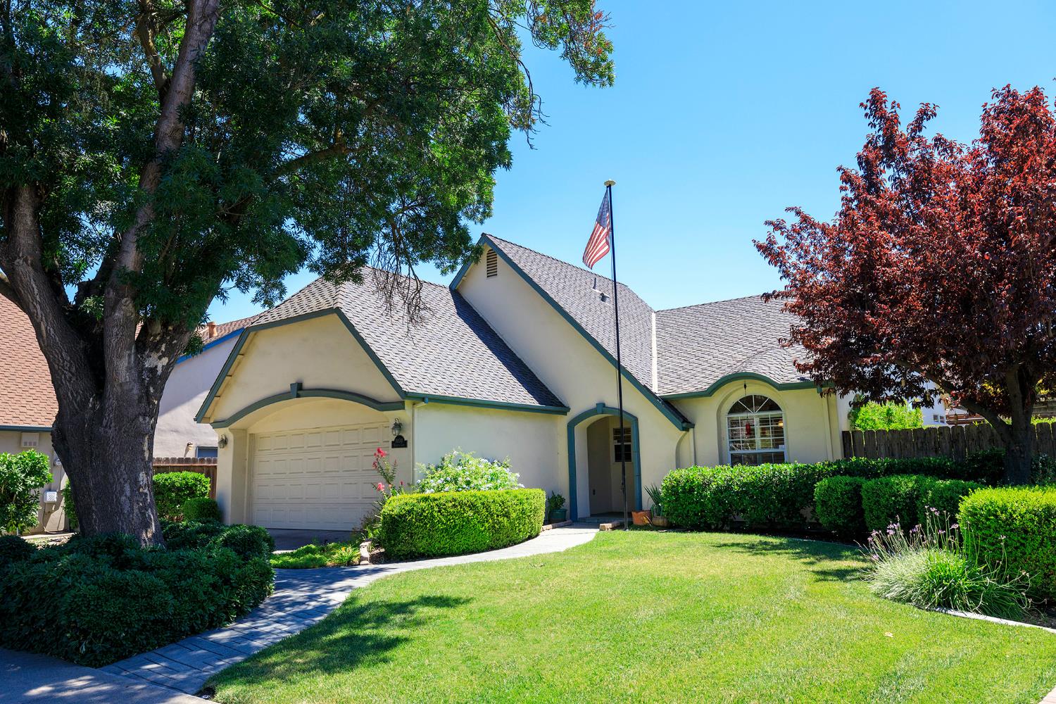 1108 Valencia Ct, Modesto, CA 95350