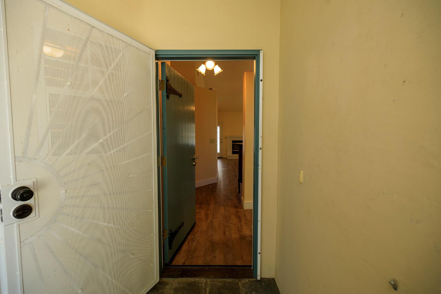 1108 Valencia Ct, Modesto, CA 95350