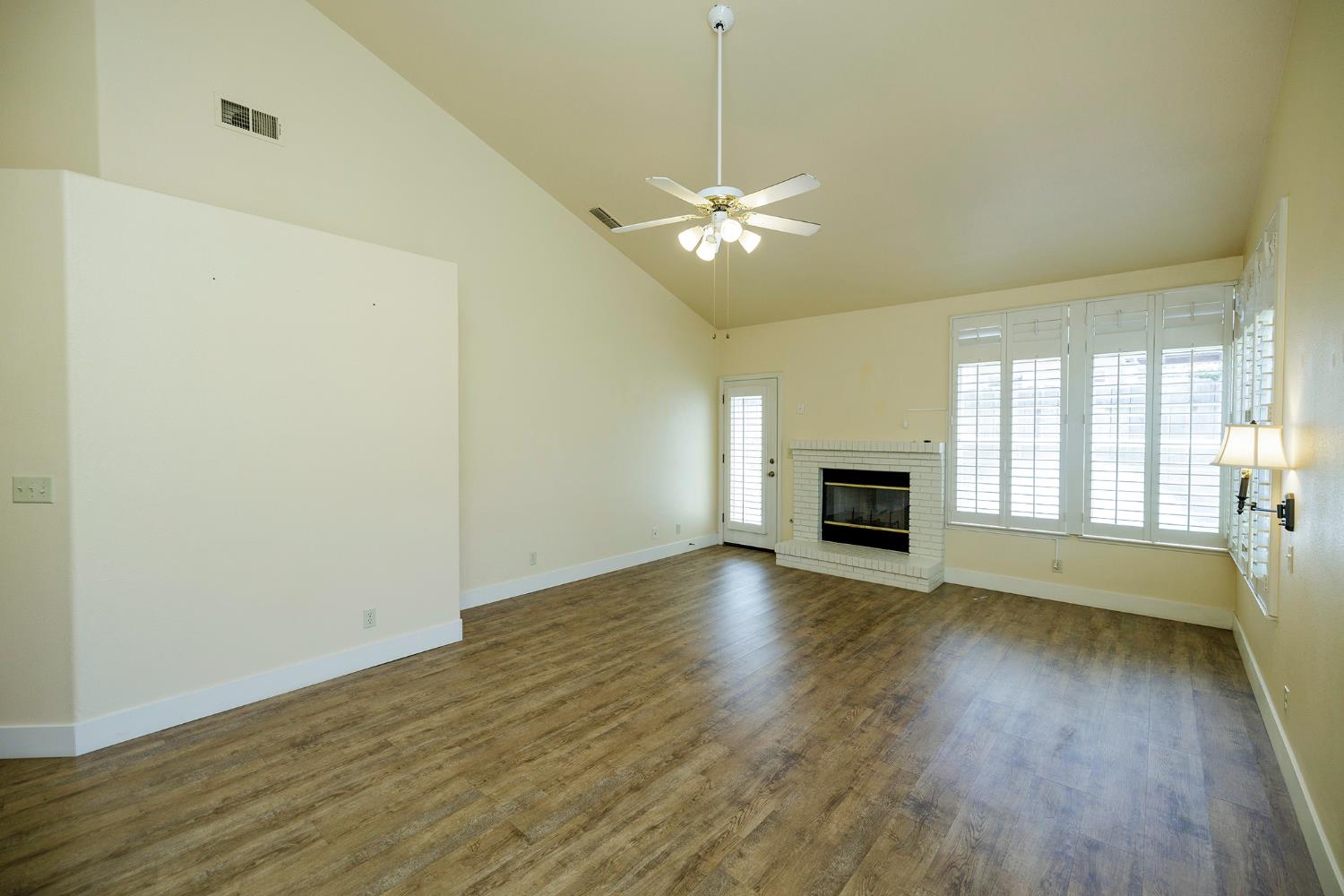 1108 Valencia Ct, Modesto, CA 95350