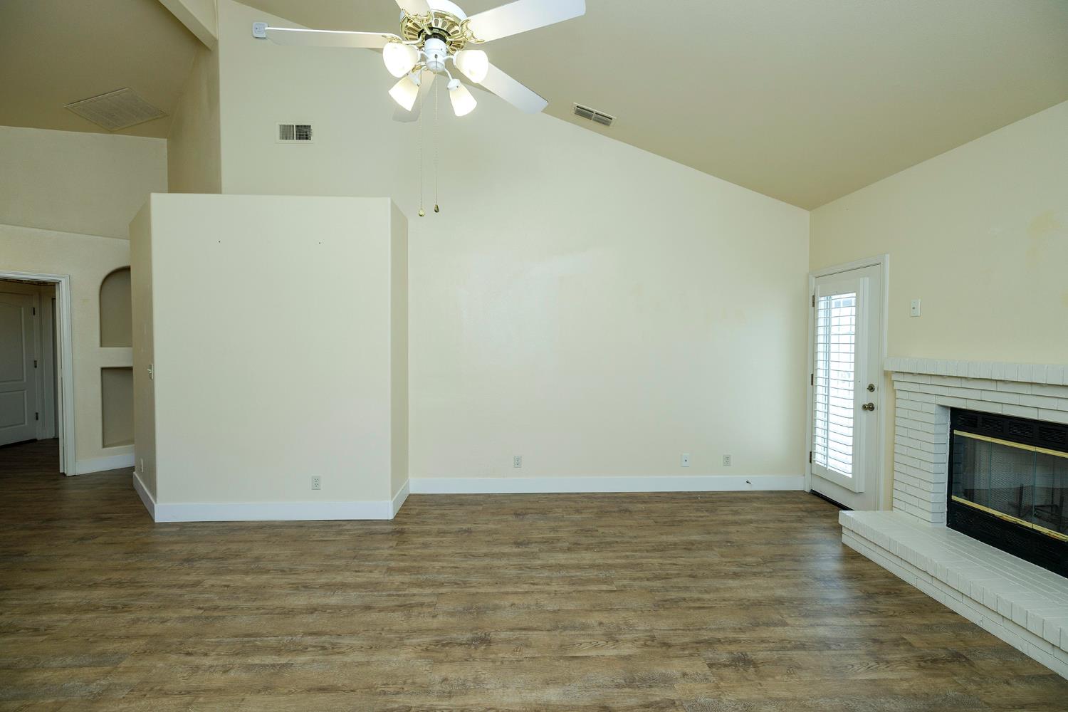 1108 Valencia Ct, Modesto, CA 95350