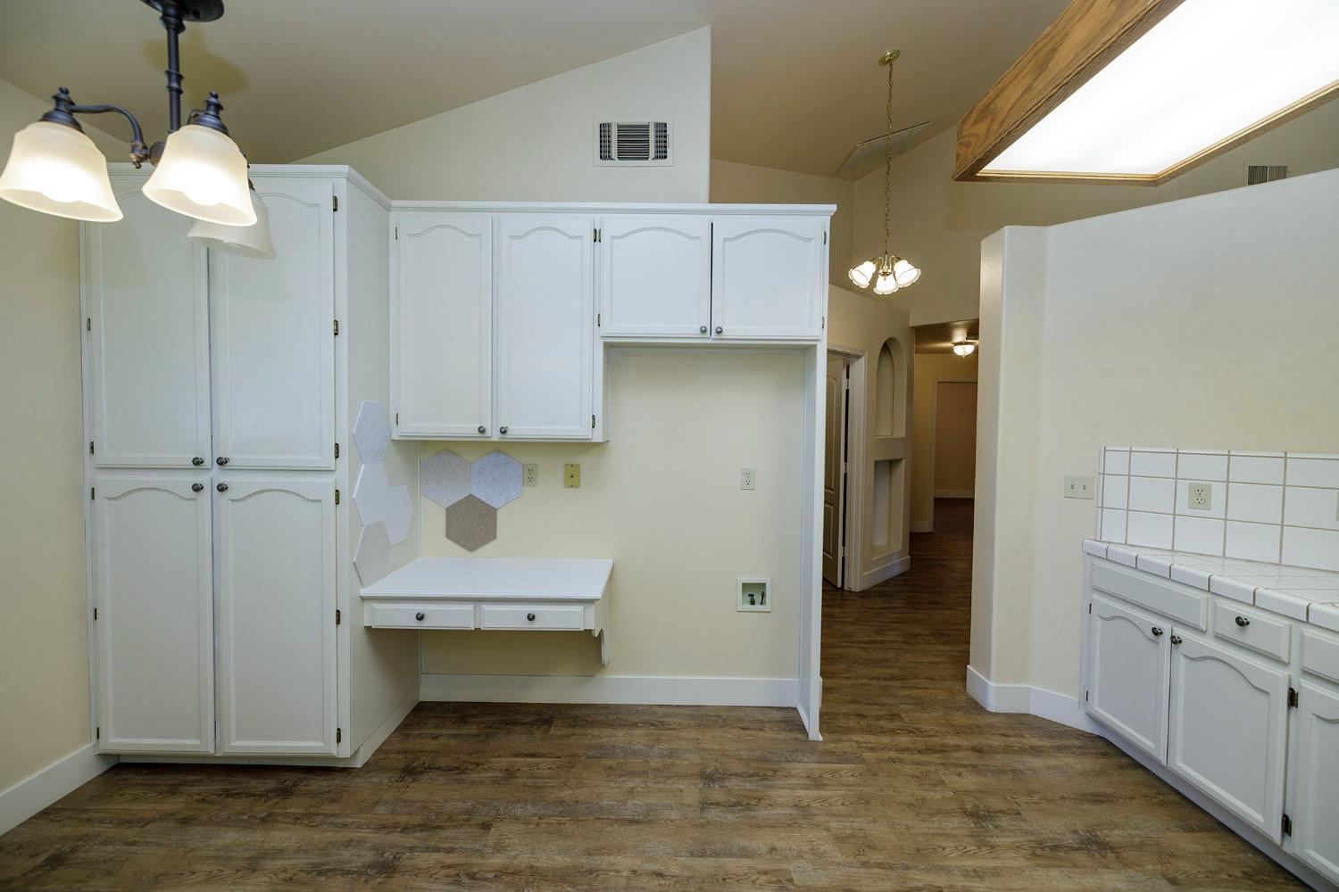 1108 Valencia Ct, Modesto, CA 95350
