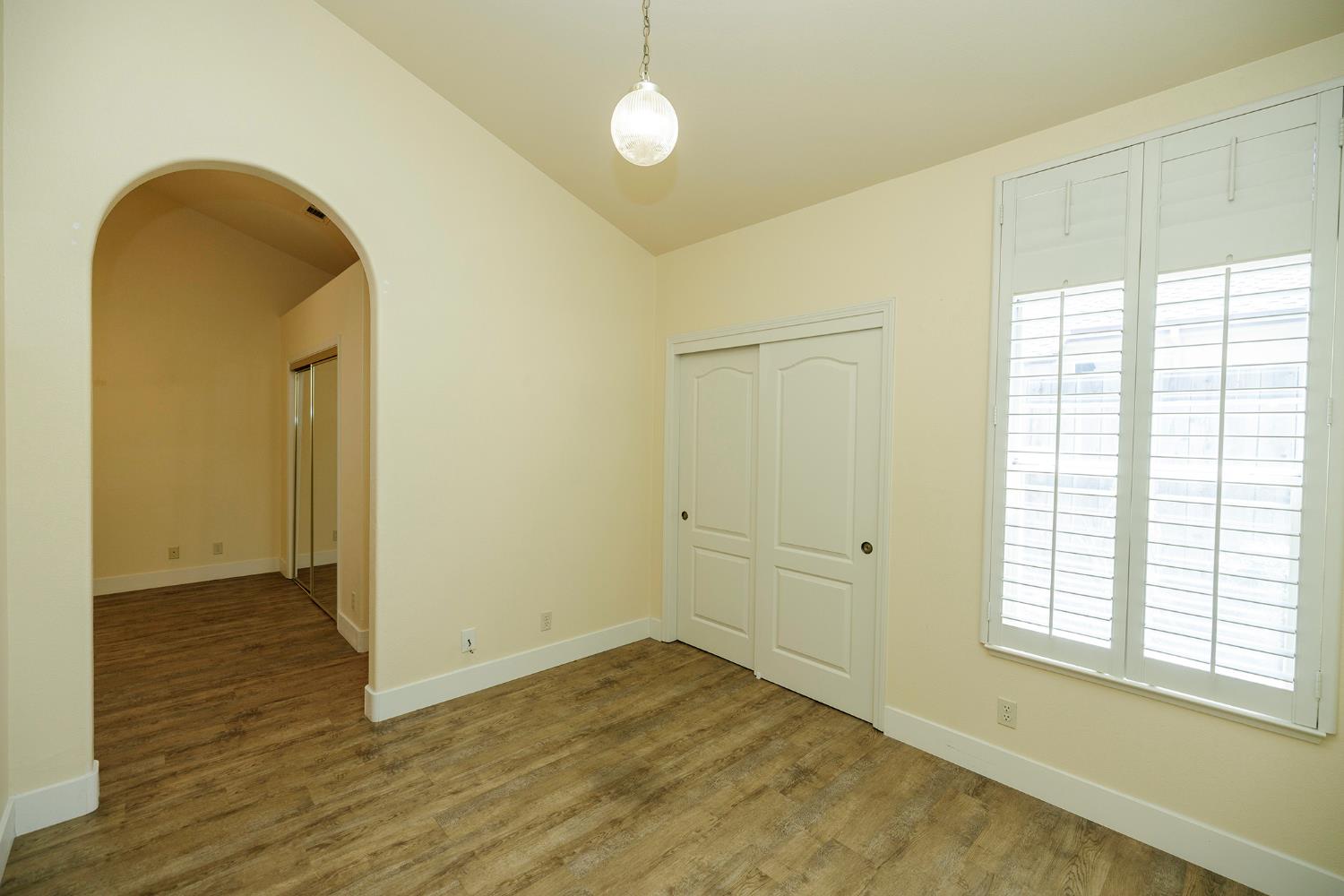 1108 Valencia Ct, Modesto, CA 95350