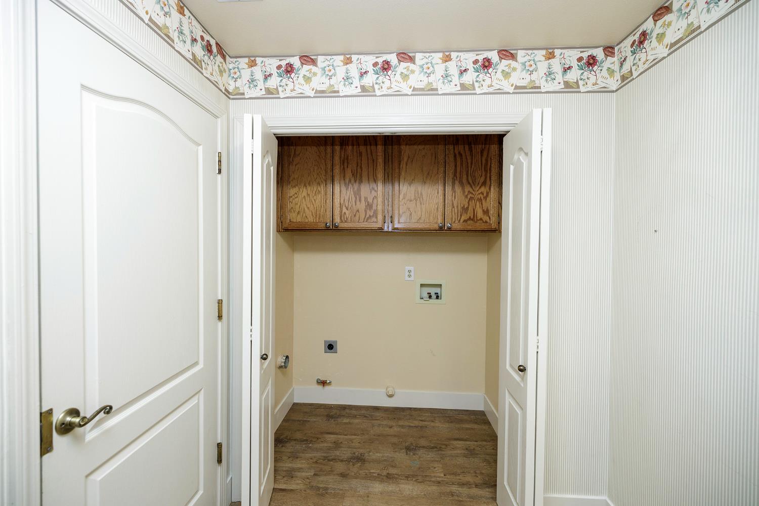 1108 Valencia Ct, Modesto, CA 95350