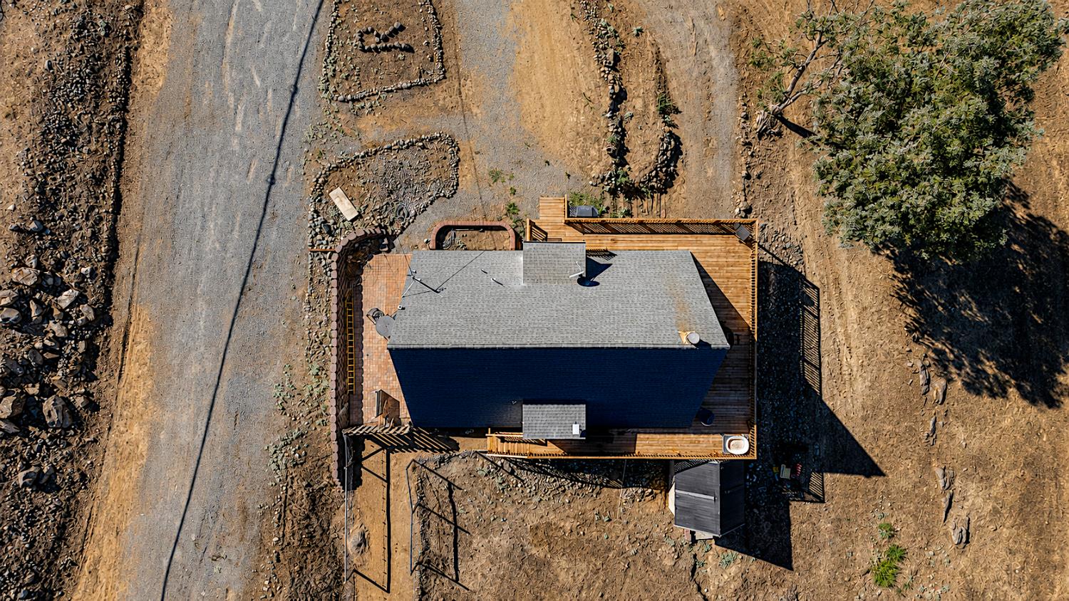 9915 Villarreal Dr, La Grange, CA 95329