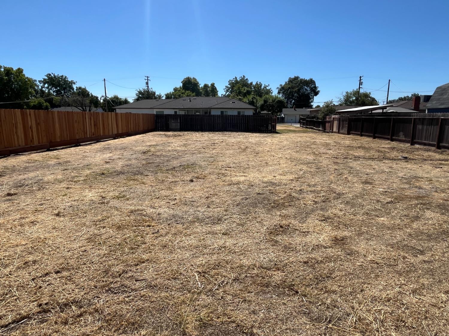 1534 Sunrise Ave., Modesto, CA 95350