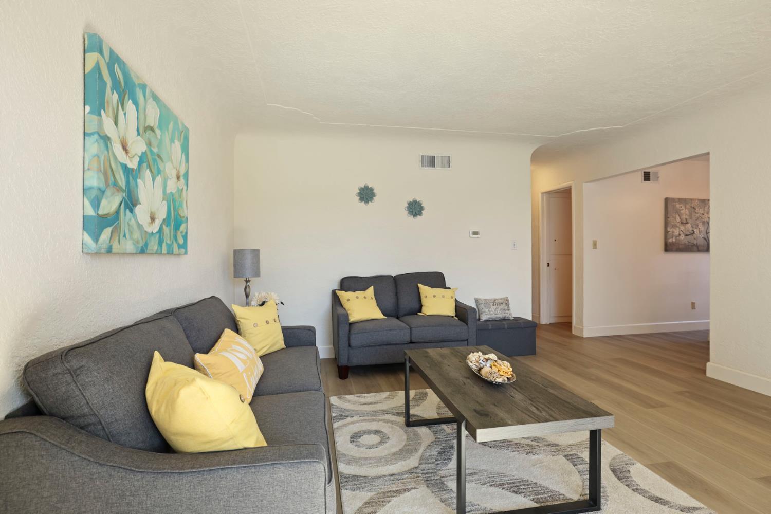 436 N Fremont St, Manteca, CA 95336