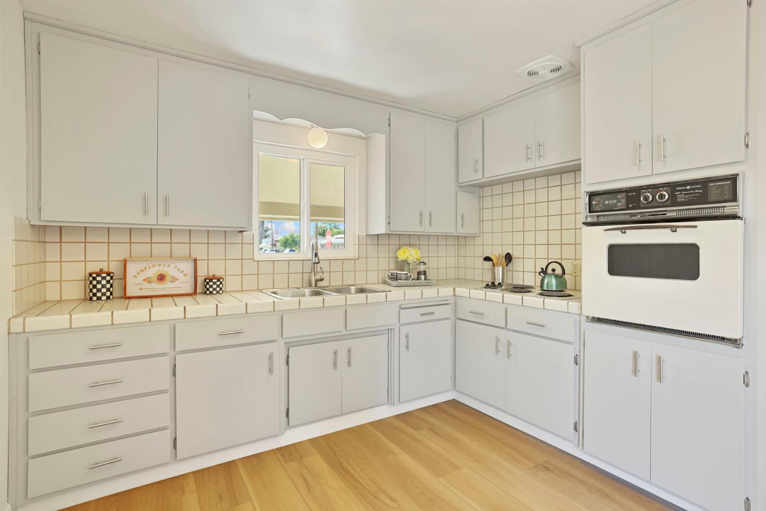 436 N Fremont St, Manteca, CA 95336