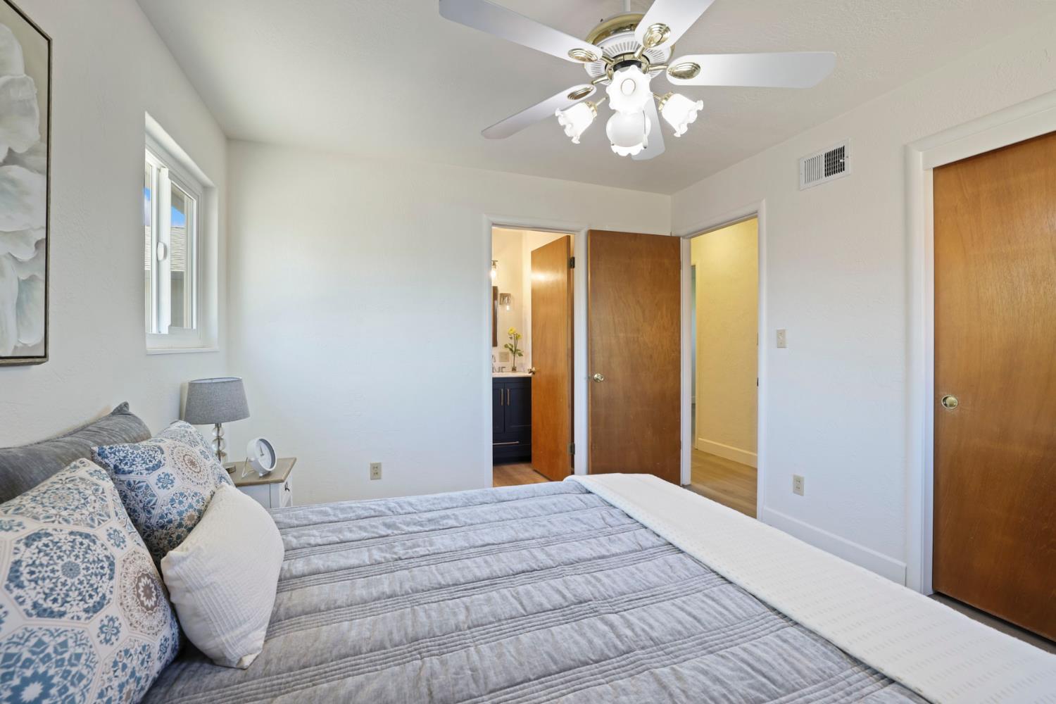 436 N Fremont St, Manteca, CA 95336
