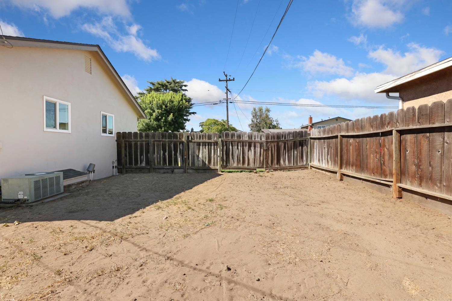 436 N Fremont St, Manteca, CA 95336