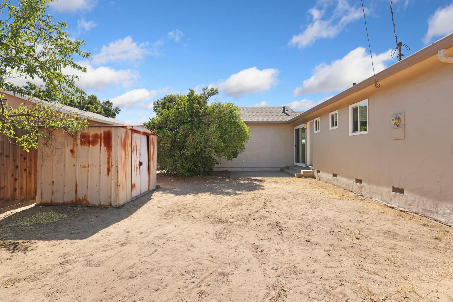 436 N Fremont St, Manteca, CA 95336