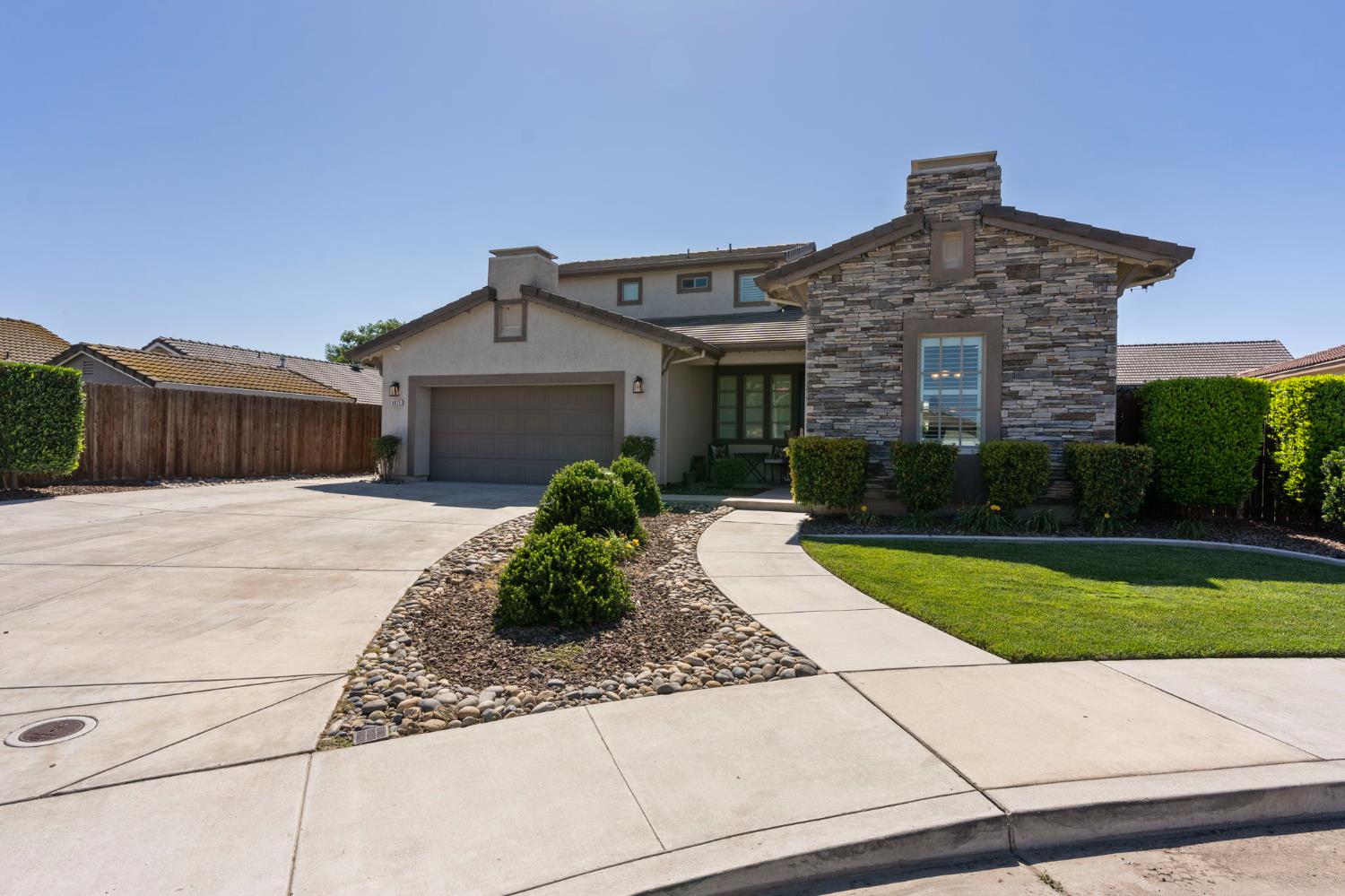 8675 Anning Ct, Hilmar, CA 95324