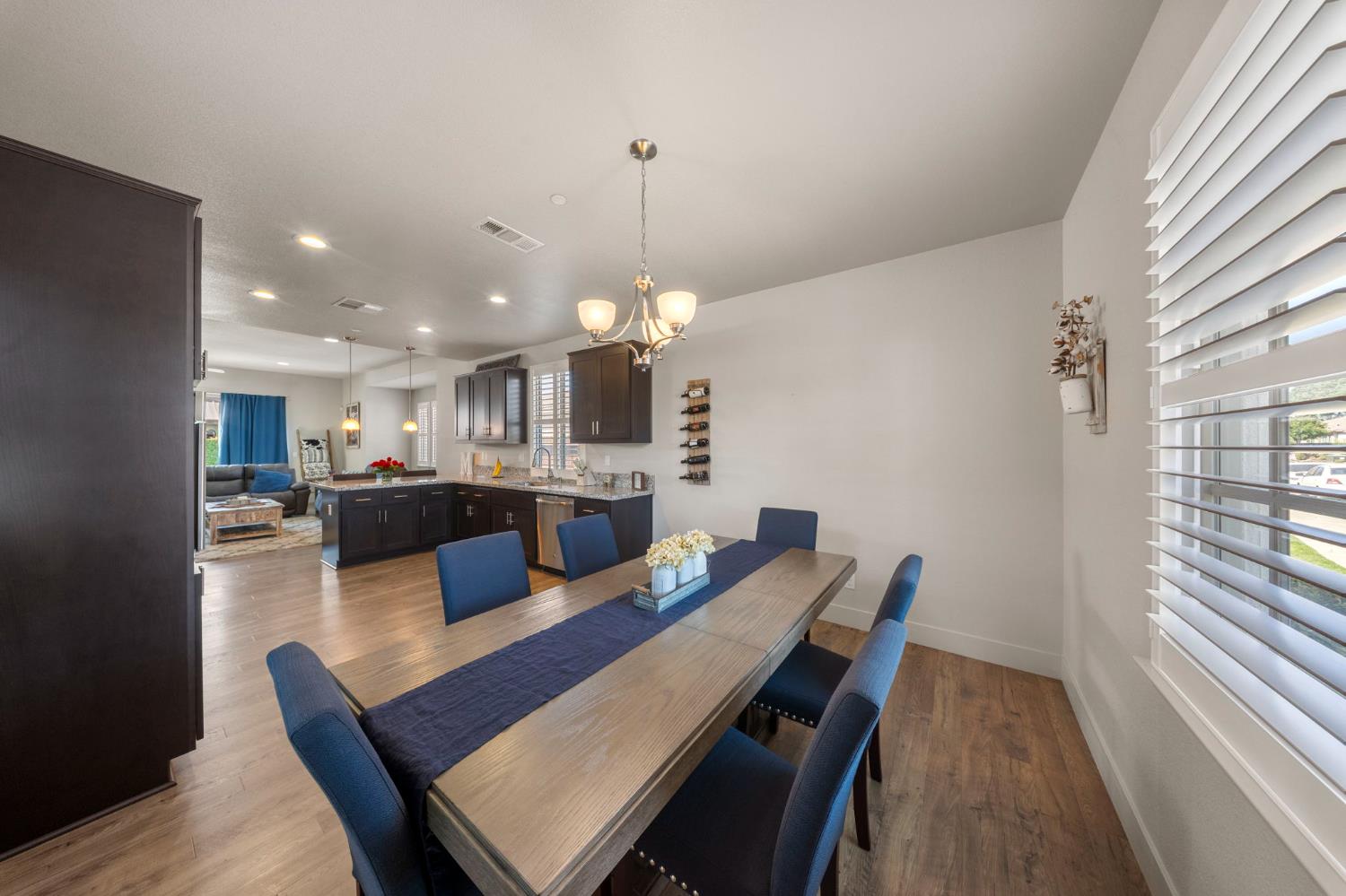 8675 Anning Ct, Hilmar, CA 95324