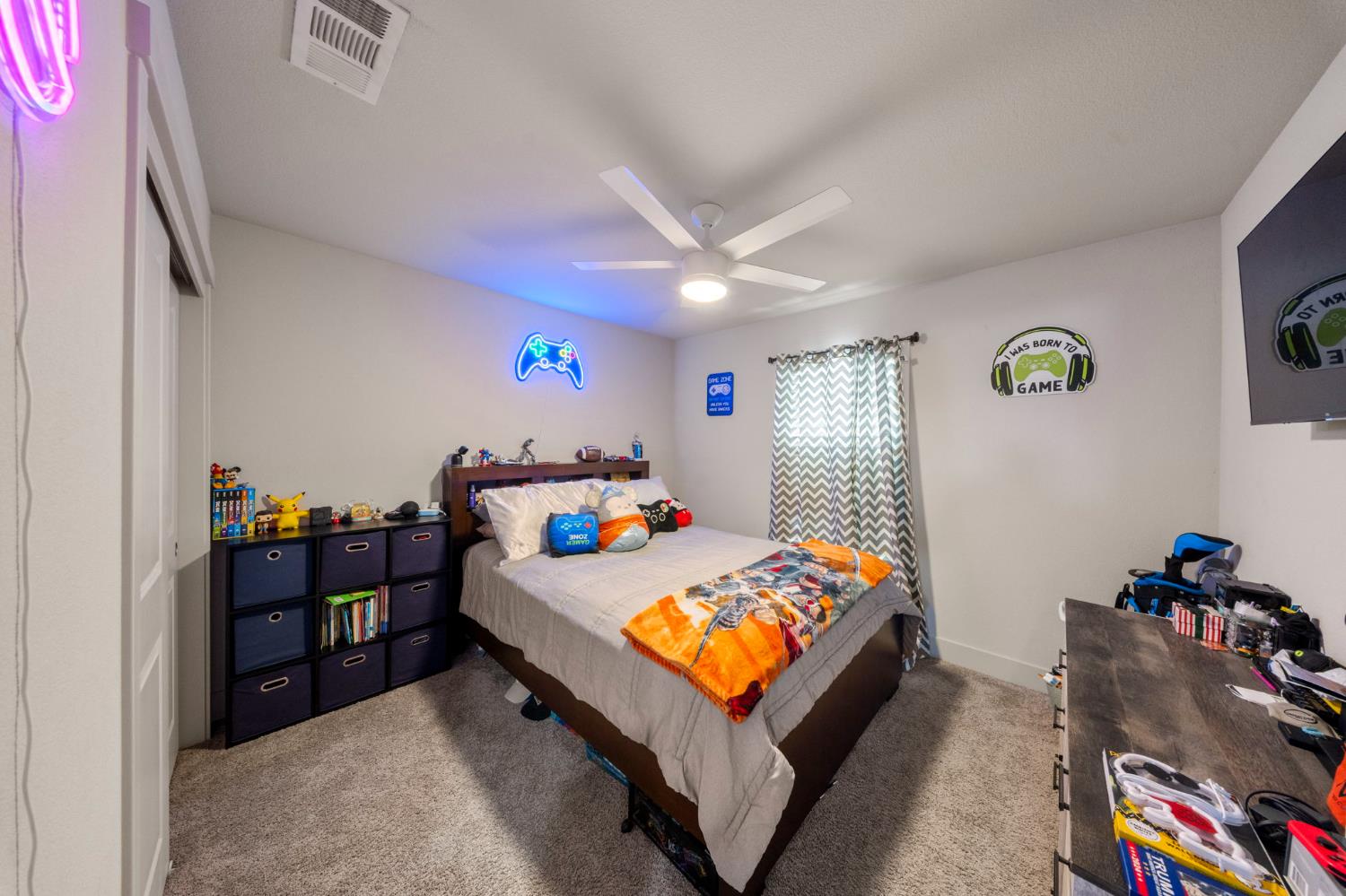 8675 Anning Ct, Hilmar, CA 95324