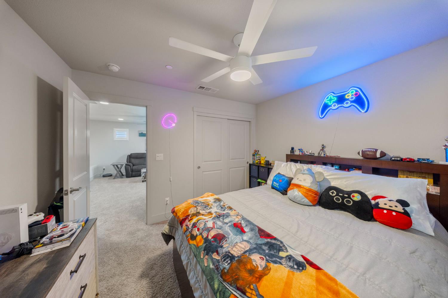 8675 Anning Ct, Hilmar, CA 95324
