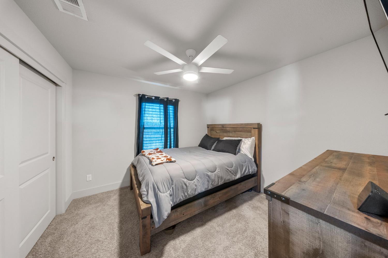 8675 Anning Ct, Hilmar, CA 95324