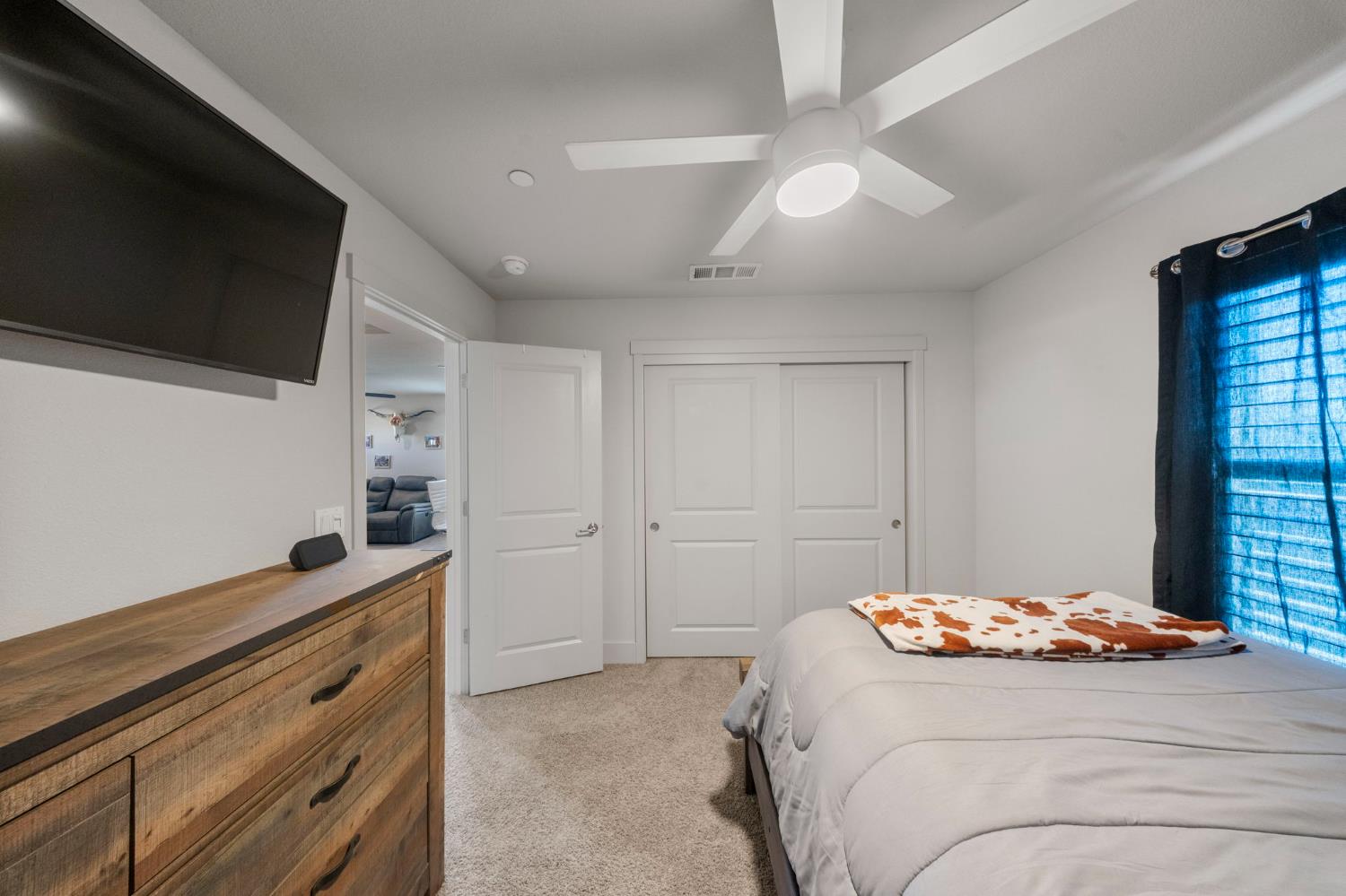 8675 Anning Ct, Hilmar, CA 95324