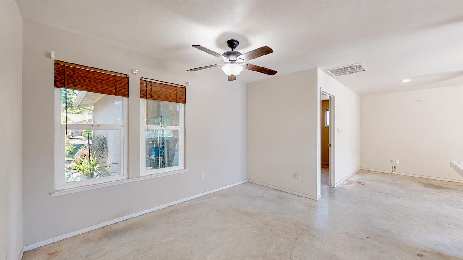 3704 Kona Oak Dr, Modesto, CA 95355