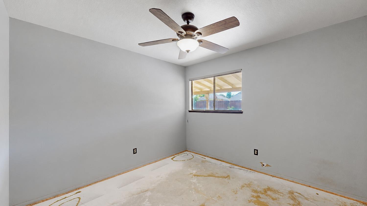 3704 Kona Oak Dr, Modesto, CA 95355