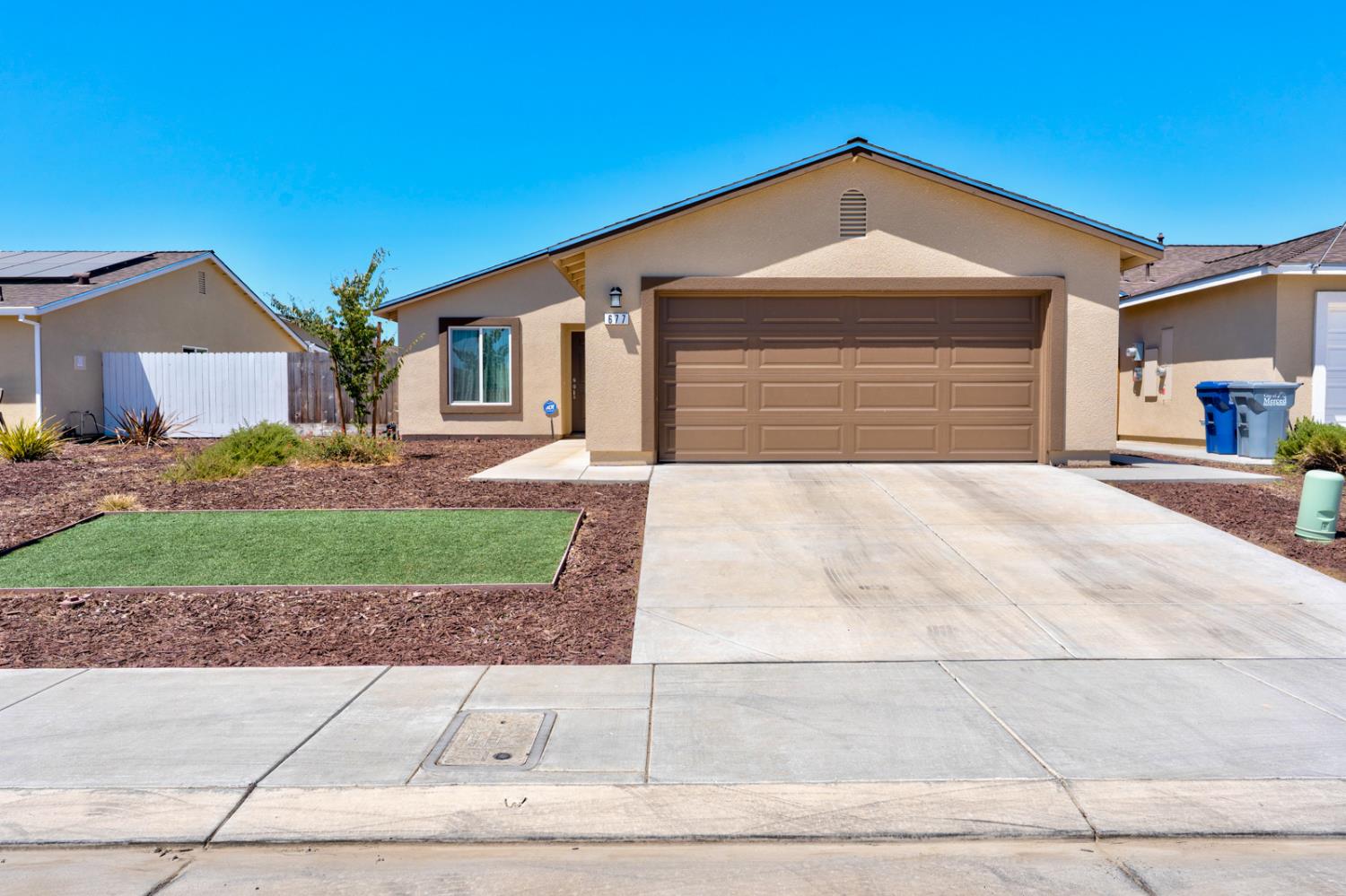 677 Mackenzie Ct, Merced, CA 95341